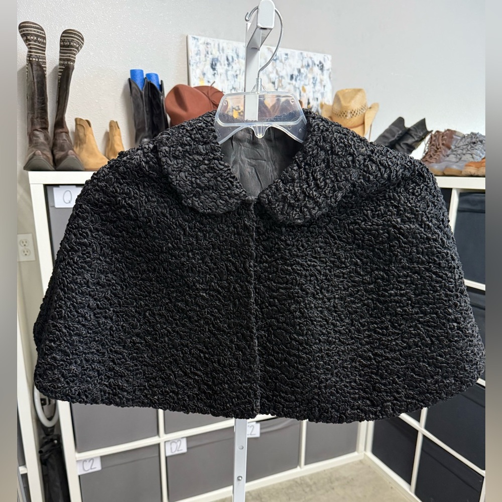 Vintage Bouclé Winter Shoulder Cropped Cape Shrug (Persian Lamb?) - Picture 1 of 6